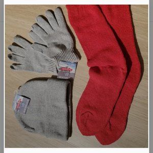 Set of Beanie, gloves in gray and socks in Red NWT